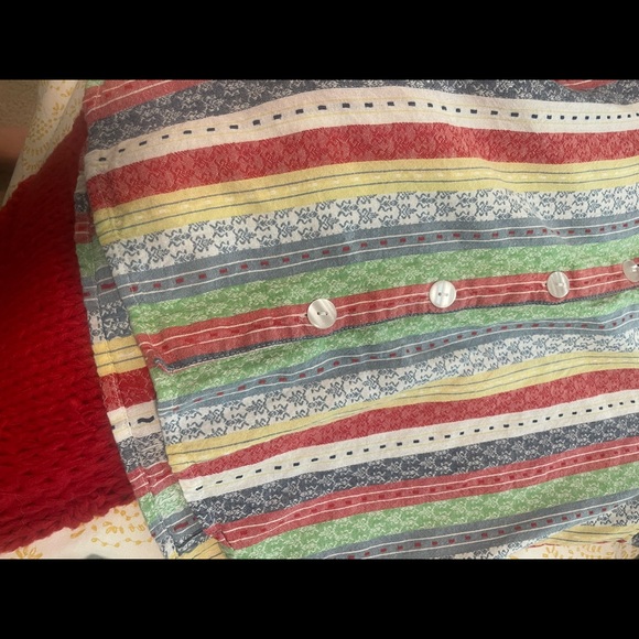 Cute 3/4 sleeve Button down patterned shirt - Picture 4 of 6